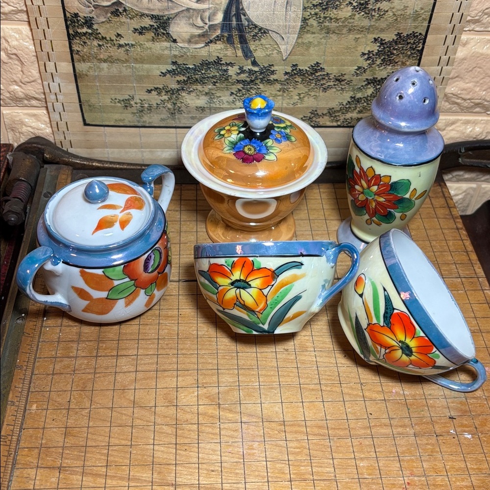 Lusterware Bundle 2 Sugar Bowls, 2 Cups, Shaker w Peach Pearl Blue Yellow Floral